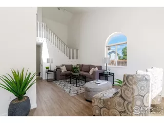 Photo #3: 1038980 Listing