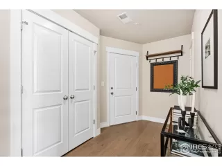 Photo #2: 1039036 Listing