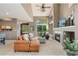 Photo #4: 1039043 Listing