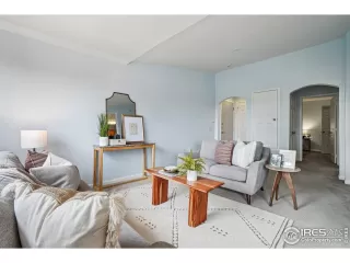 Photo #5: 1039098 Listing 