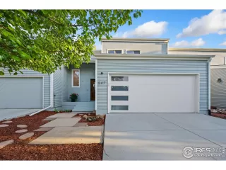 Photo #3: 1039181 Listing