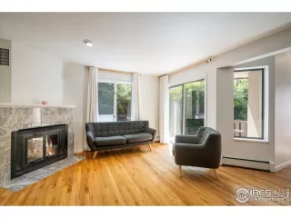 Photo #5: 1039206 Listing