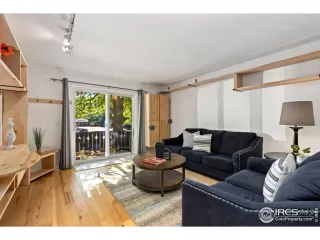 Photo #5: 1039227 Listing 