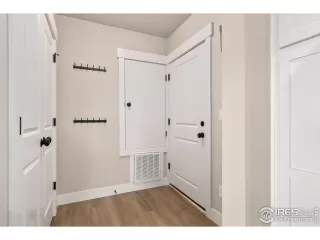 Photo #5: 1039234 Listing