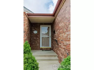 Photo #1: 1039245 Listing