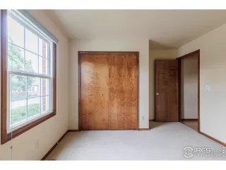 Photo #4: 1039245 Listing