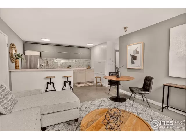 MLS: 1039253 Condo For Sale