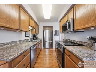 Photo #6: 1039460 Listing