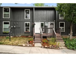 Photo #2: 1039479 Listing