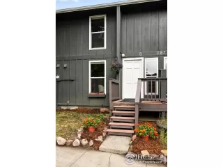Photo #3: 1039479 Listing