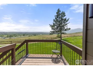 Photo #2: 1039567 Listing