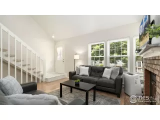 Photo #2: 1039581 Listing