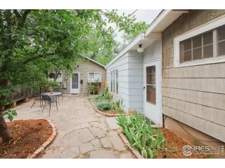 Photo #5: 1039582 Listing