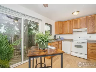 Photo #6: 1039596 Listing 