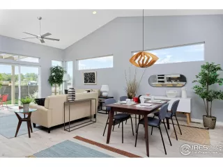 Photo #2: 1039625 Listing