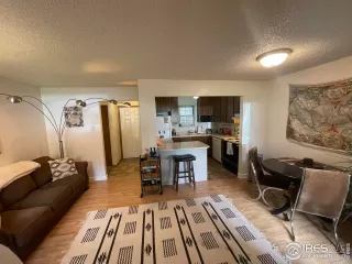 Photo #1: 1039642 Listing