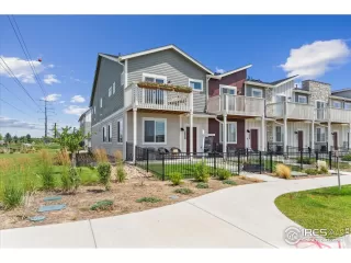 Photo #2: 1039659 Listing