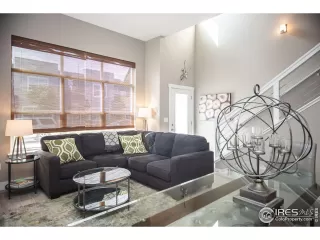 Photo #4: 1039663 Listing