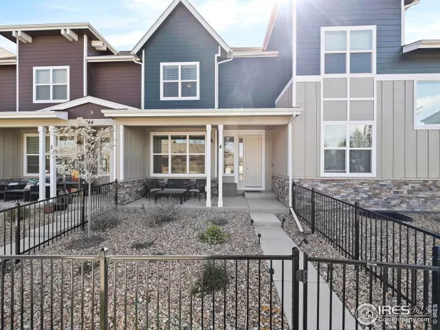 MLS: 1039754 Condo For Sale
