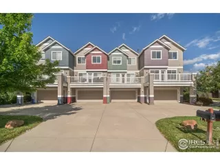 Browse active condo listings in HAVILAND HEIGHTS