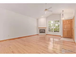 Photo #4: 1039765 Listing 