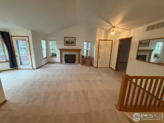 Photo #6: 1039783 Listing