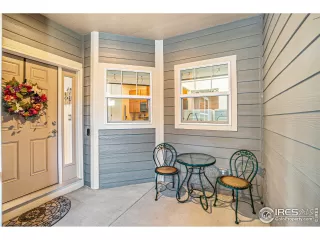 Photo #4: 1039799 Listing