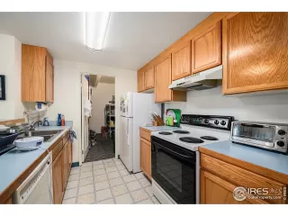 Photo #4: 1039846 Listing