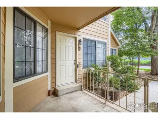 Photo #3: 1039855 Listing