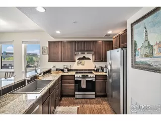 Photo #4: 1039894 Listing