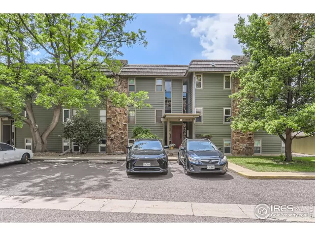 MLS: 1039916 Condo For Sale