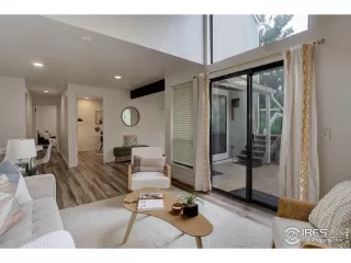 Photo #2: 1039938 Listing 