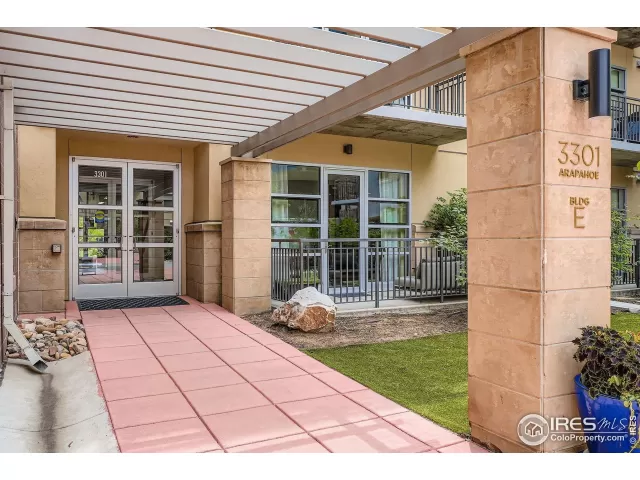 MLS: 1040033 Condo For Sale