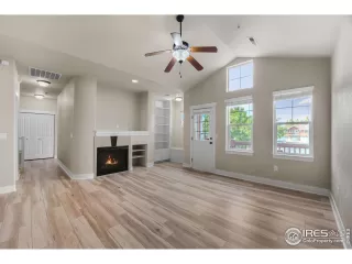 Photo #2: 1040051 Listing