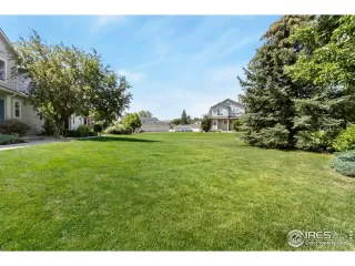 Photo #2: 1040056 Listing