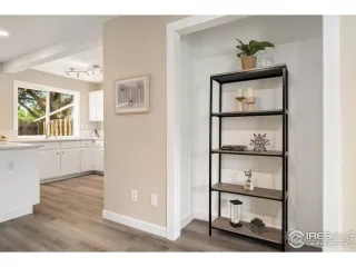 Photo #6: 1040088 Listing