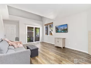 Photo #6: 1040091 Listing 