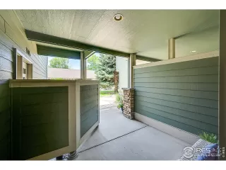 Photo #4: 1040094 Listing