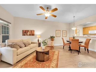 Photo #6: 1040094 Listing