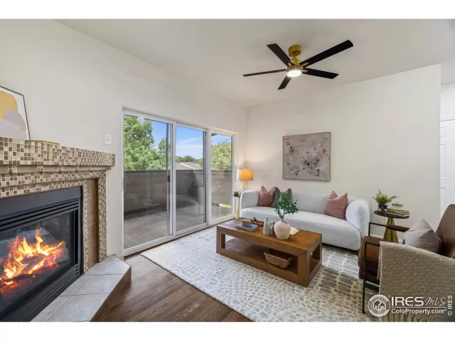 MLS: 1040106 Condo For Sale