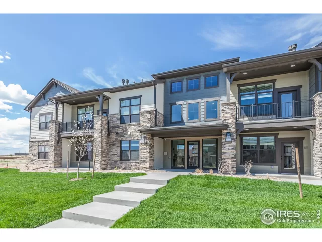 MLS: 1040191 Condo For Sale