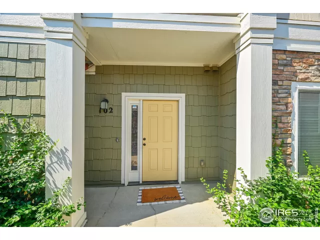 MLS: 1040194 Condo For Sale