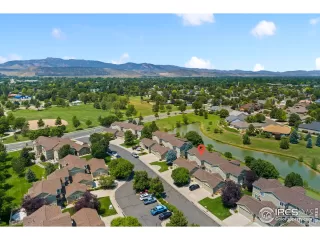 Photo #3: 1040237 Listing