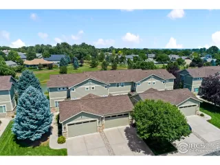 Photo #5: 1040237 Listing