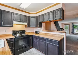 Photo #6: 1040266 Listing 