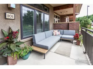 Photo #2: 1040277 Listing