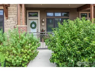 Photo #3: 1040277 Listing