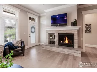 Photo #6: 1040277 Listing