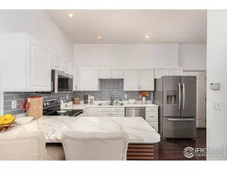 Photo #3: 1040338 Listing 