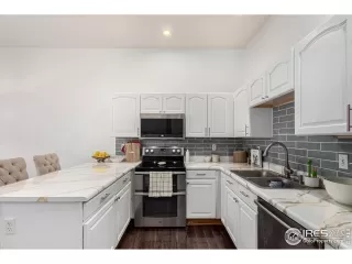 Photo #5: 1040338 Listing 